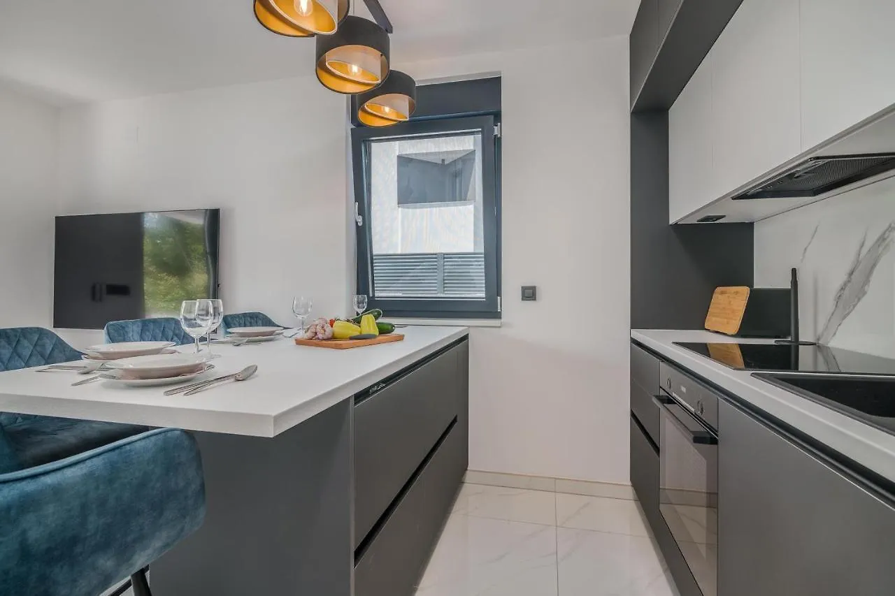 Ak Lux Apartment Njivice