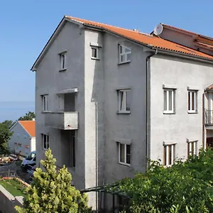 3* Gostinjska kuća And With Parking Space Njivice, Krk - 5458
