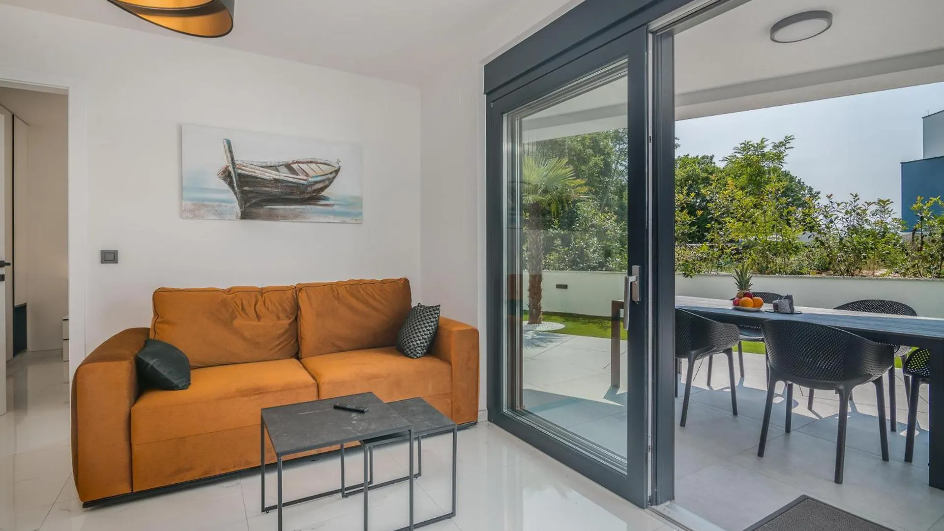 Ak Lux Apartment Njivice